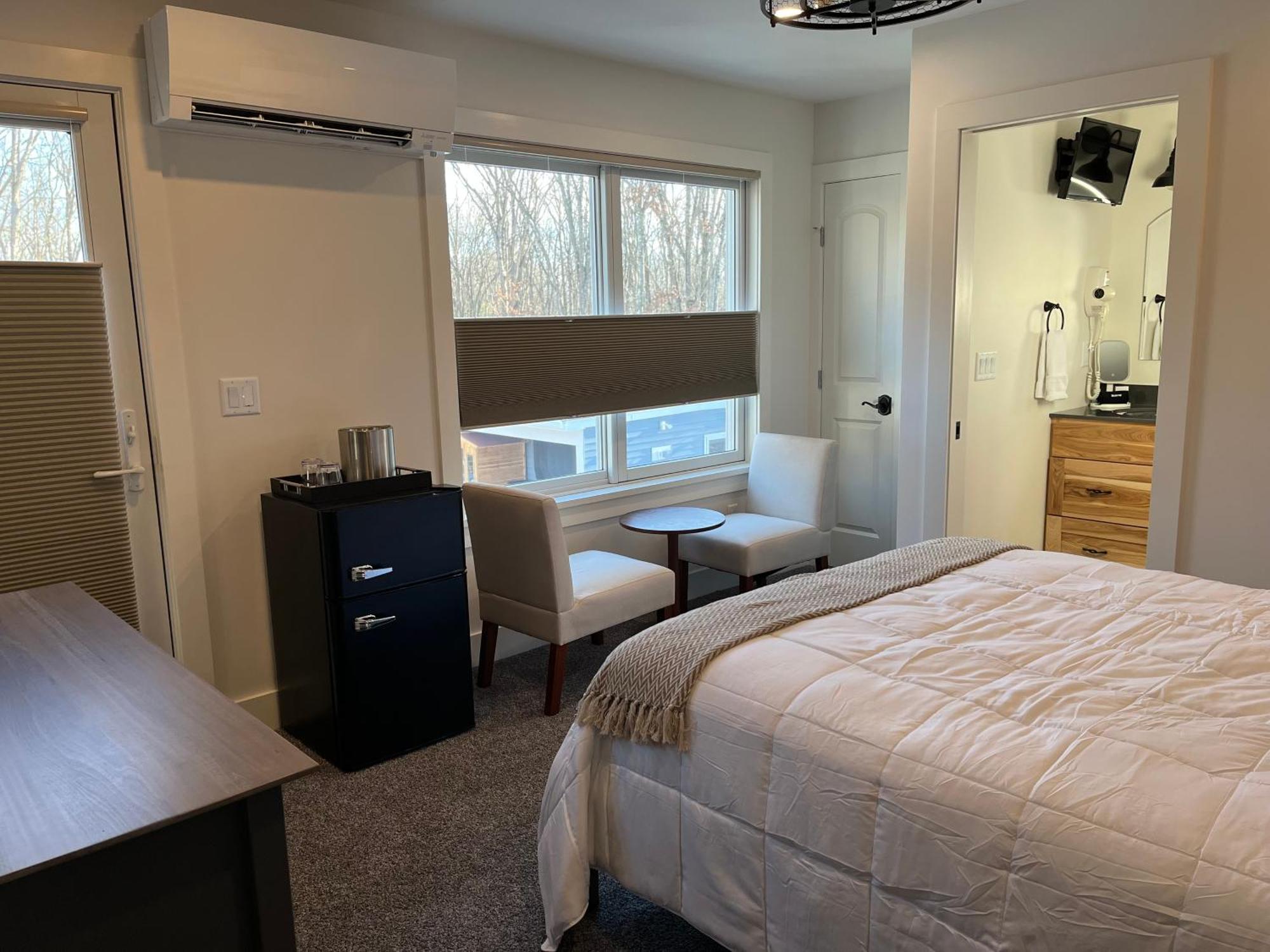Four Seasons For Fun Bed & Breakfast Lakeville Εξωτερικό φωτογραφία